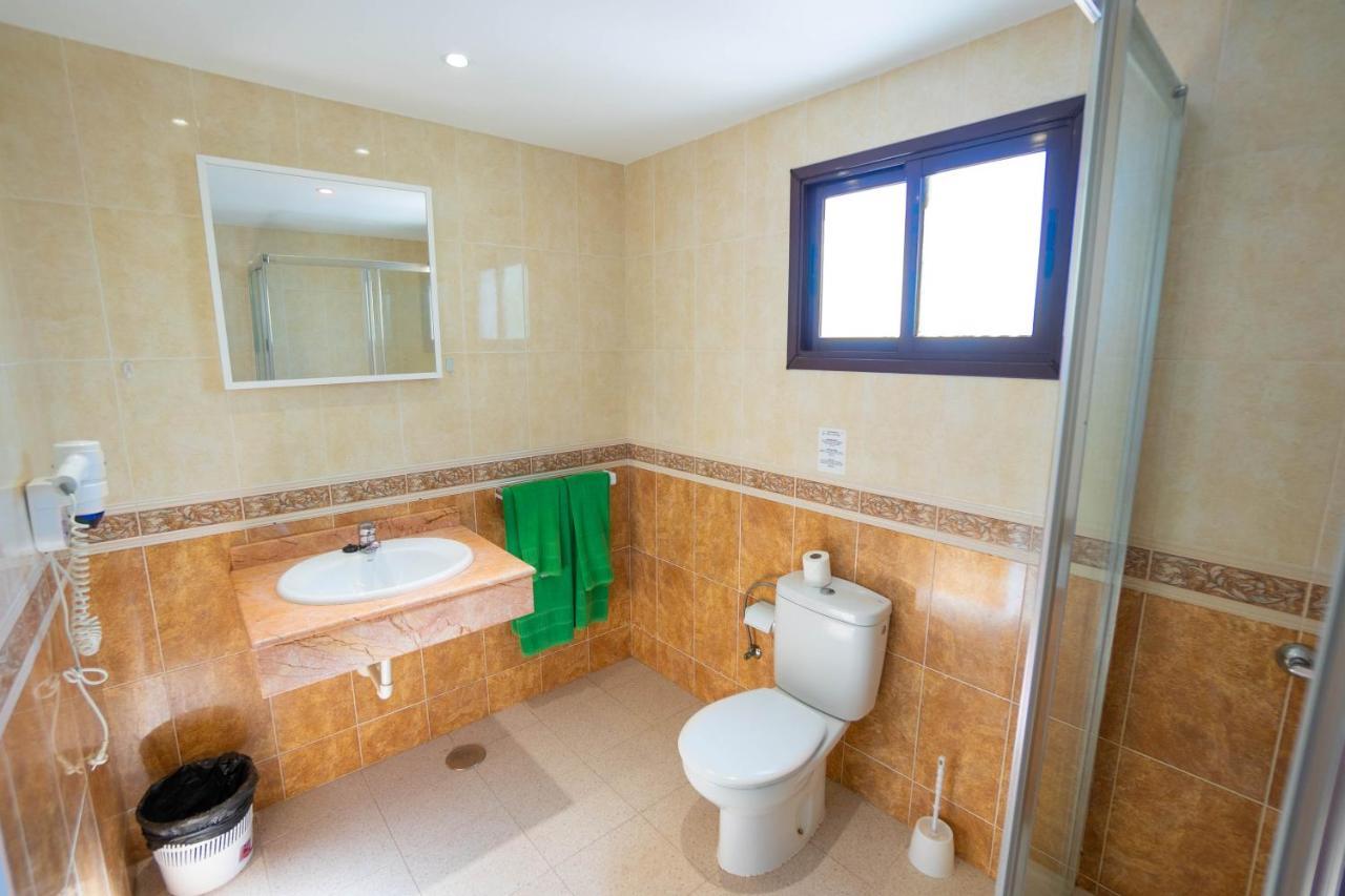 פוארטו דל כרמן Apartamentos Flamingo מראה חיצוני תמונה