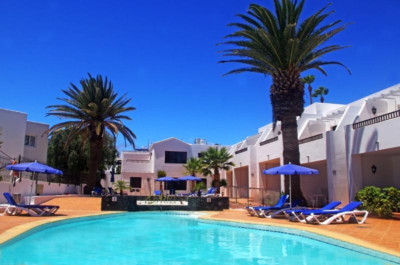 פוארטו דל כרמן Apartamentos Flamingo מראה חיצוני תמונה