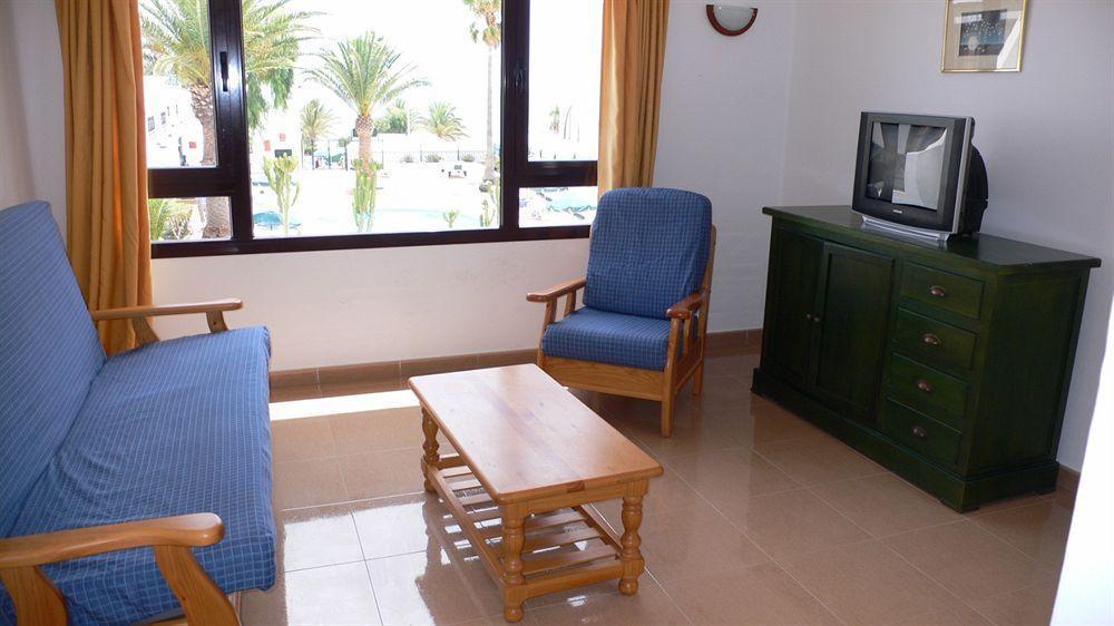 פוארטו דל כרמן Apartamentos Flamingo מראה חיצוני תמונה